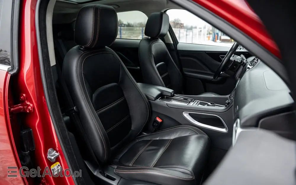 JAGUAR F-Pace 25d AWD Prestige