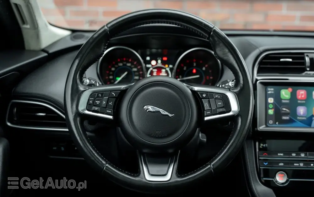JAGUAR F-Pace 25d AWD Prestige