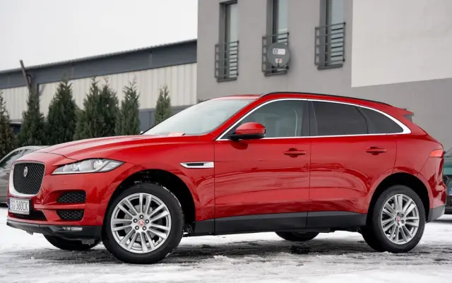JAGUAR F-Pace 25d AWD Prestige