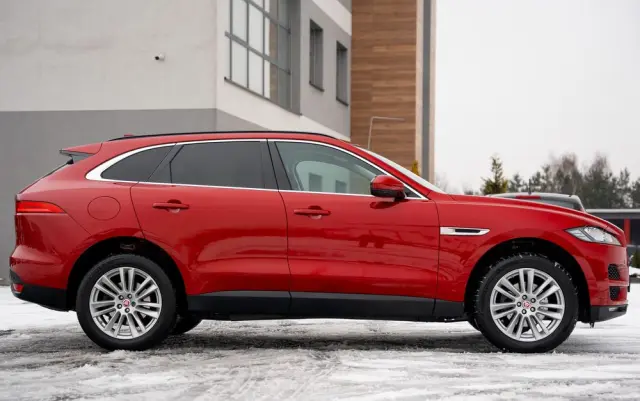 JAGUAR F-Pace 25d AWD Prestige