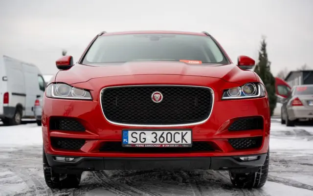 JAGUAR F-Pace 25d AWD Prestige