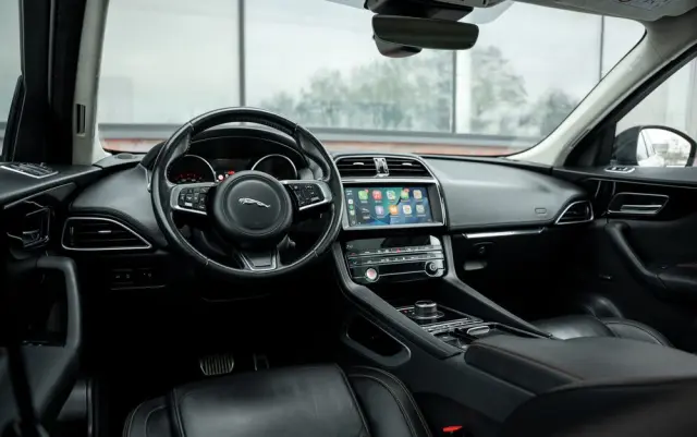 JAGUAR F-Pace 25d AWD Prestige