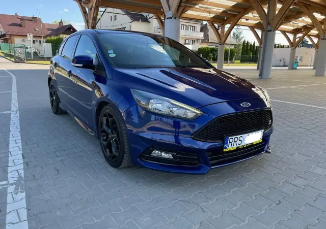 FORD Focus 2.0 TDCi ST-2 PowerShift