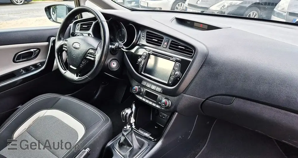 KIA Ceed Cee'd 1.6 GDI XL