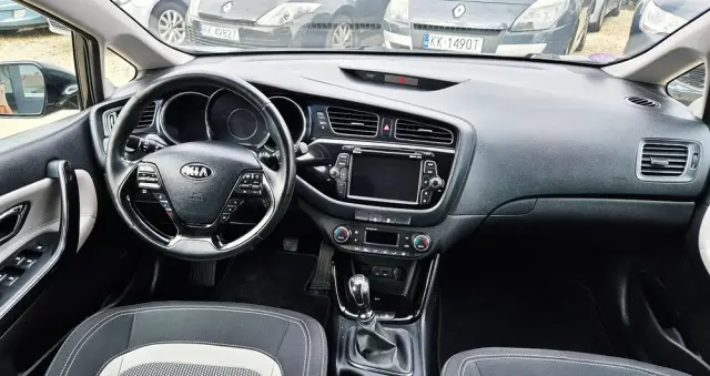 KIA Ceed Cee'd 1.6 GDI XL