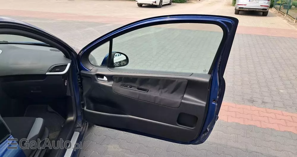 PEUGEOT 207 1.4 16V Trendy