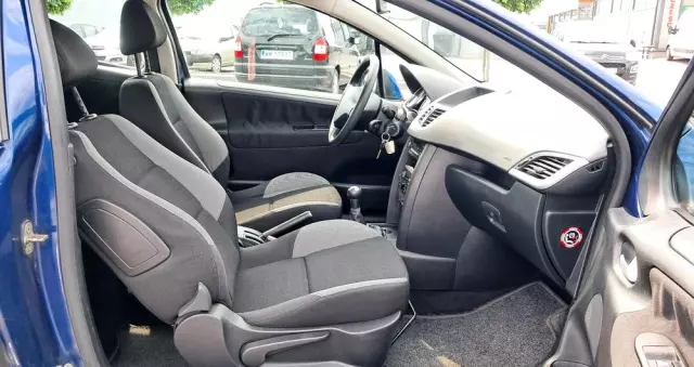 PEUGEOT 207 1.4 16V Trendy
