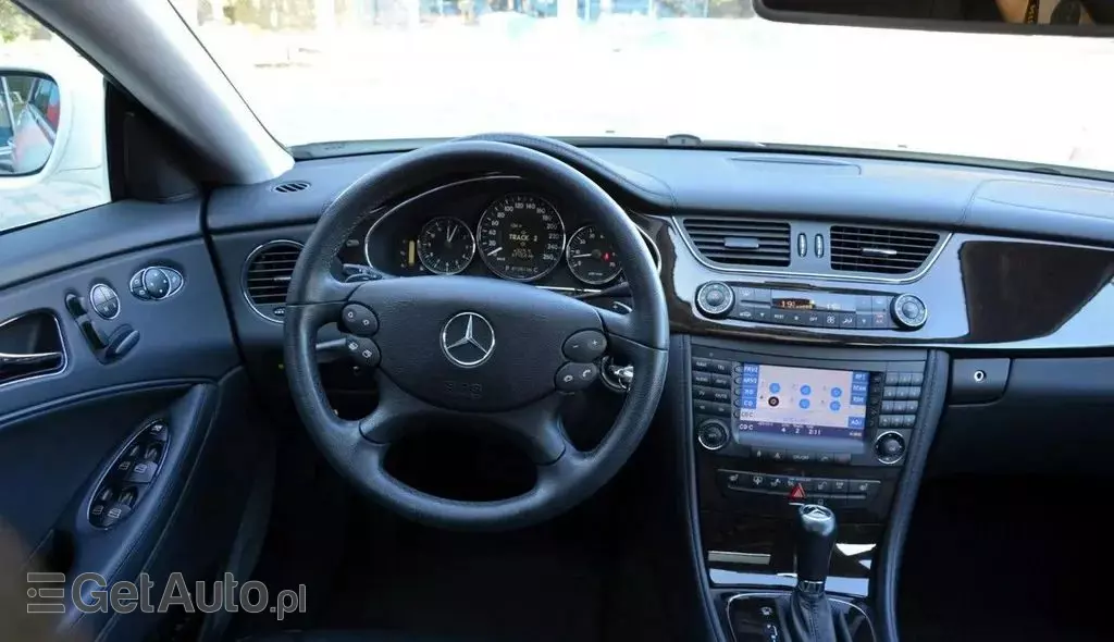 MERCEDES-BENZ CLS 