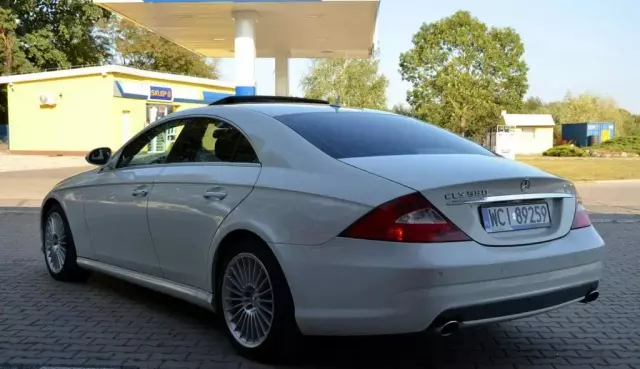 MERCEDES-BENZ CLS 