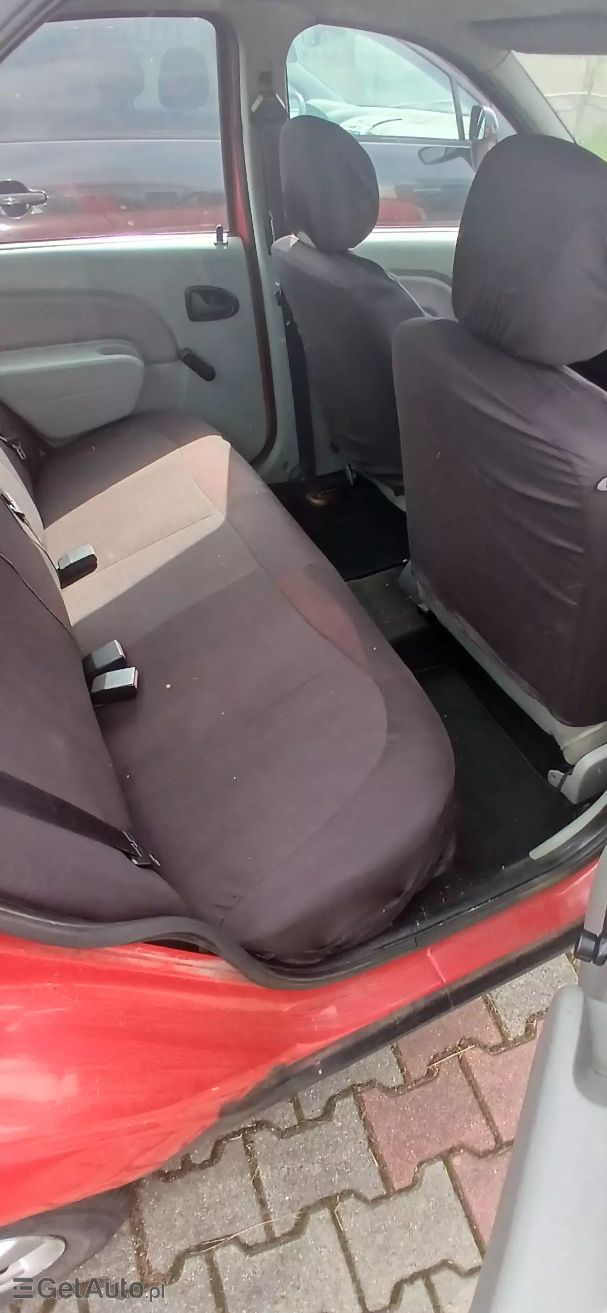 DACIA Logan 1.4 (75 KM)