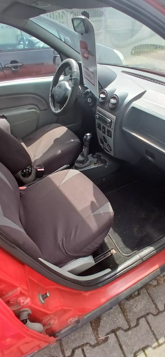 DACIA Logan 1.4 (75 KM)