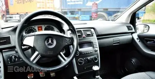 MERCEDES-BENZ Klasa B 
