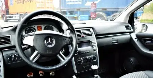 MERCEDES-BENZ Klasa B 