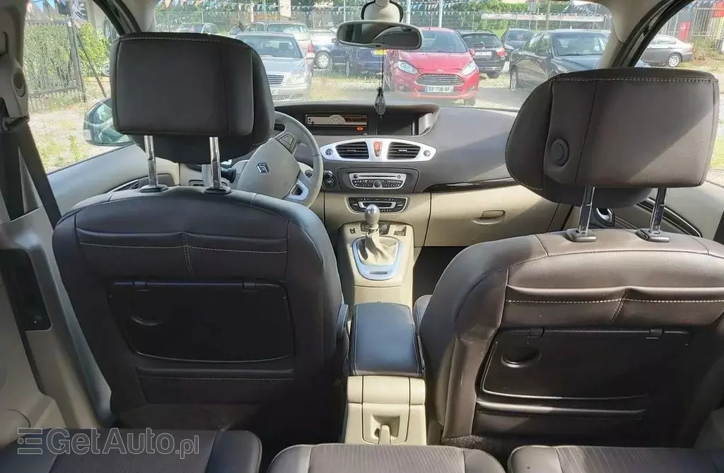 RENAULT Scenic 