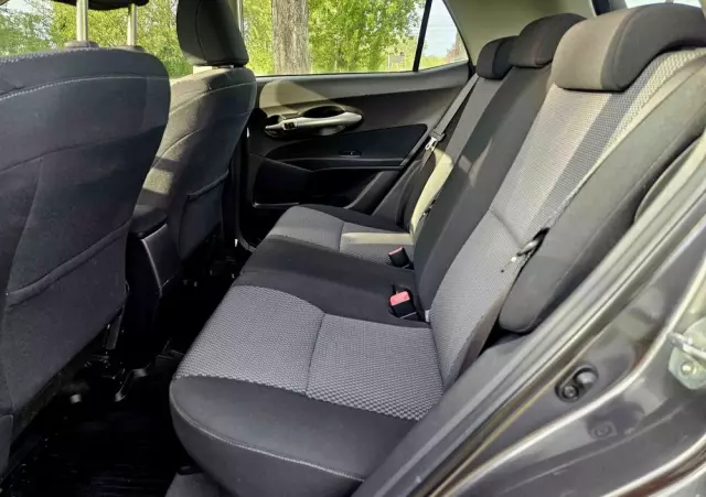 TOYOTA Auris 1.6 Sol