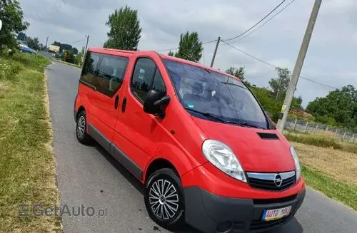 OPEL Vivaro 