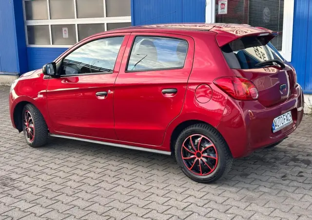 MITSUBISHI Space Star 