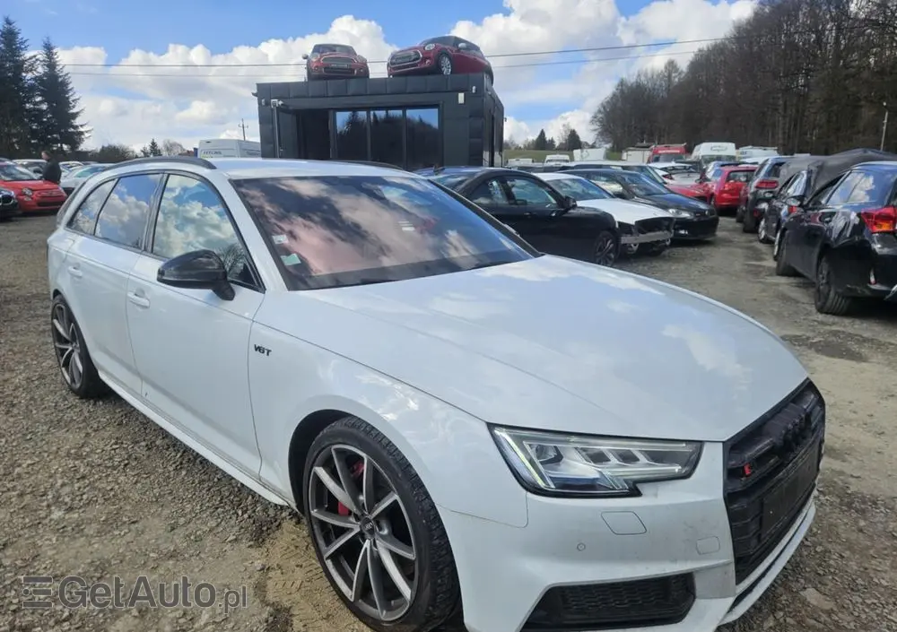 AUDI S4 Avant 3.0 TFSI quattro tiptronic