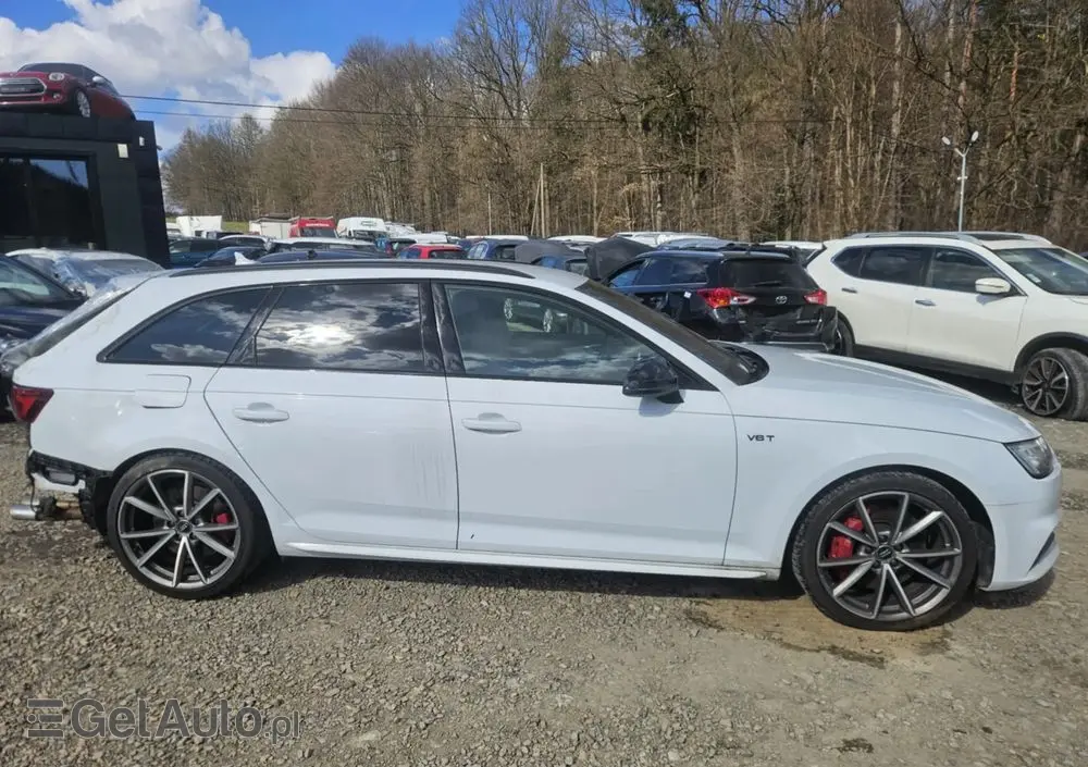 AUDI S4 Avant 3.0 TFSI quattro tiptronic