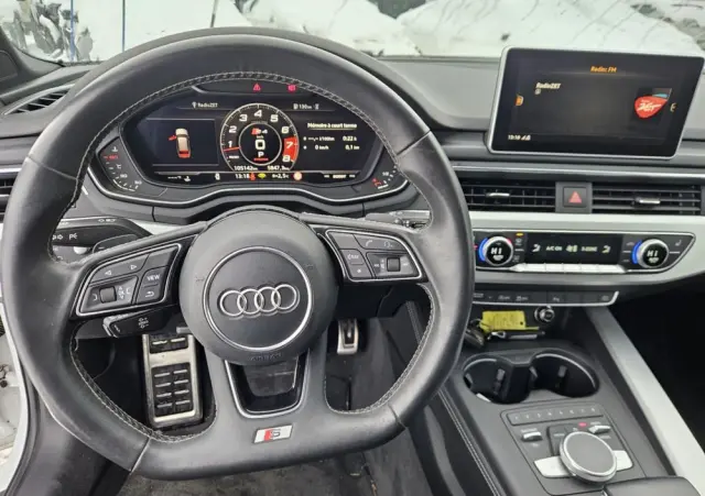 AUDI S4 Avant 3.0 TFSI quattro tiptronic