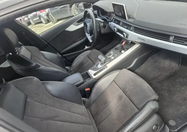 AUDI S4 Avant 3.0 TFSI quattro tiptronic