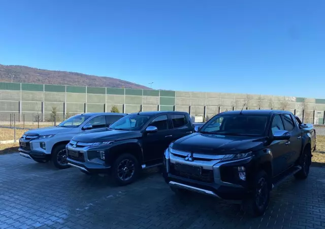 MITSUBISHI L200 Pick Up 4x4 S&S Autm Double Cab Plus