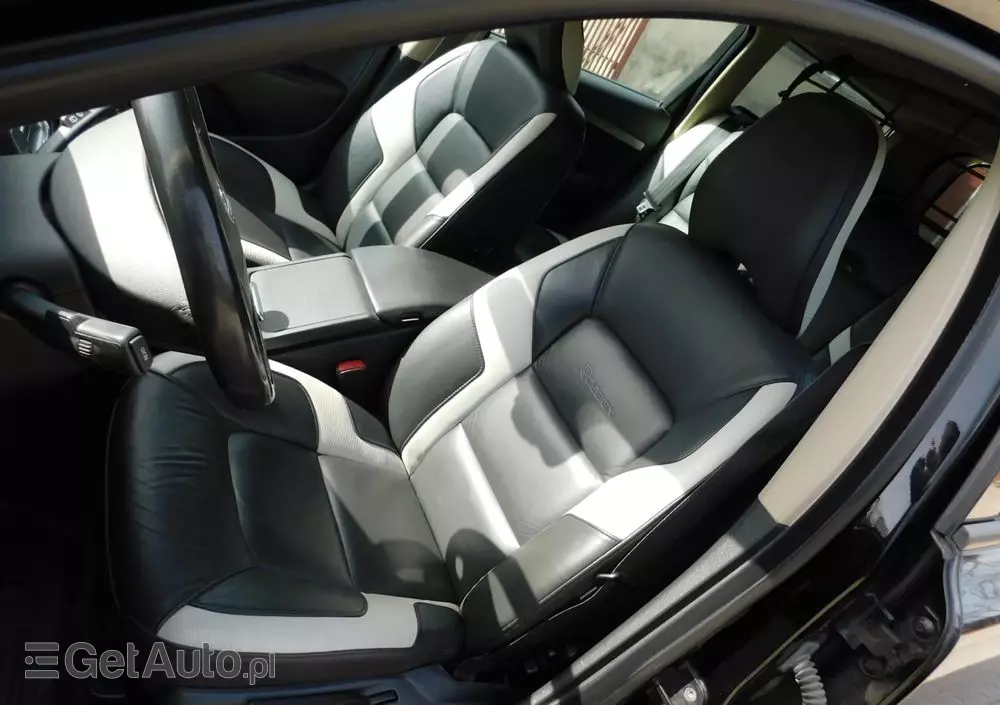 VOLVO V70 2.0 Momentum