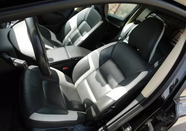 VOLVO V70 2.0 Momentum