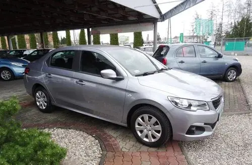 PEUGEOT 301 