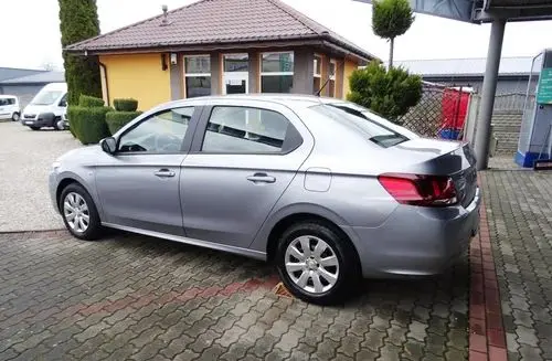 PEUGEOT 301 