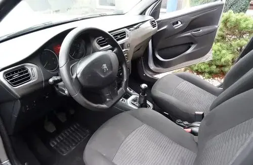 PEUGEOT 301 