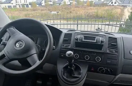 VOLKSWAGEN TRANSPORTER 