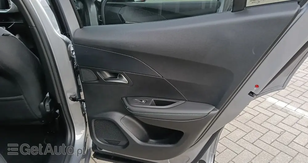 PEUGEOT 2008 1.5 BlueHDi Allure Pack S&S EAT8