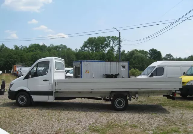 MERCEDES-BENZ Sprinter 
