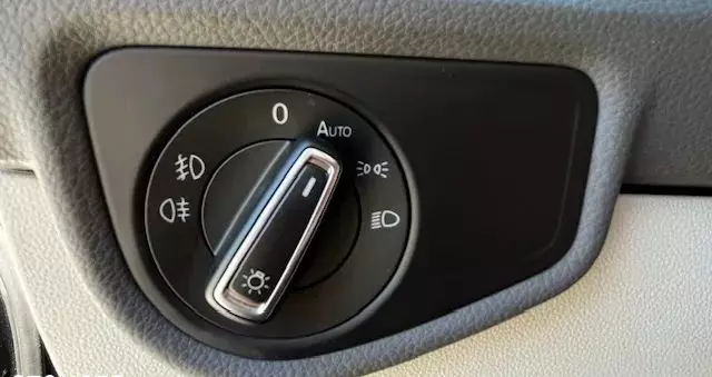 VOLKSWAGEN Touran 1.8 TSI BMT Highline DSG