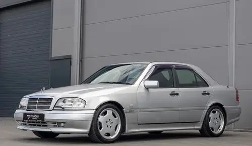MERCEDES-BENZ Klasa C AMG 