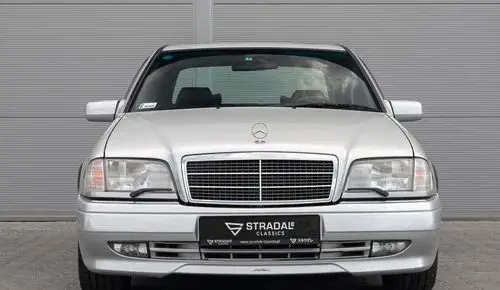 MERCEDES-BENZ Klasa C AMG 