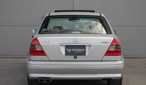 MERCEDES-BENZ Klasa C AMG 