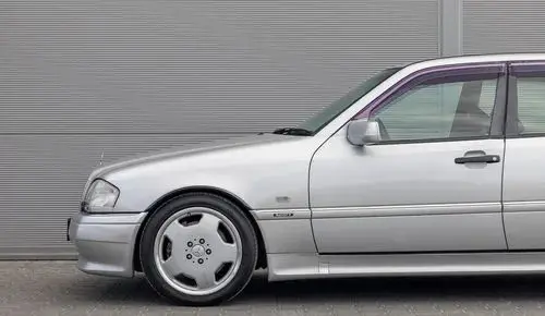 MERCEDES-BENZ Klasa C AMG 