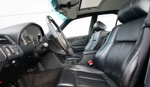 MERCEDES-BENZ Klasa C AMG 