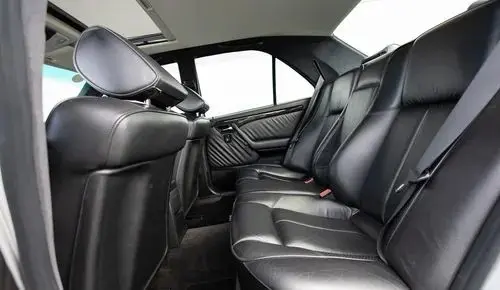 MERCEDES-BENZ Klasa C AMG 