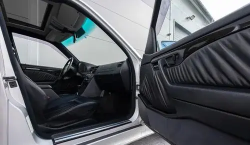 MERCEDES-BENZ Klasa C AMG 