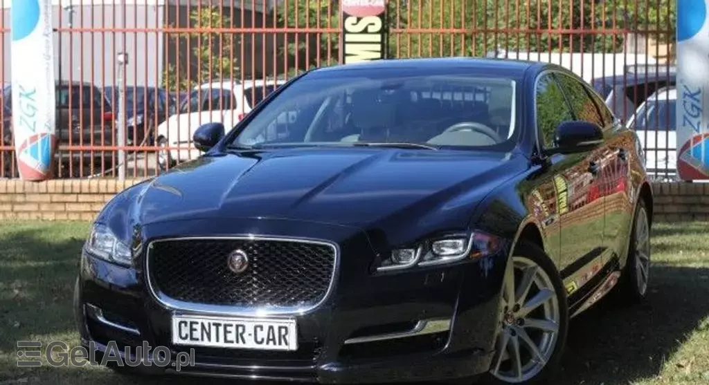 JAGUAR Xj 