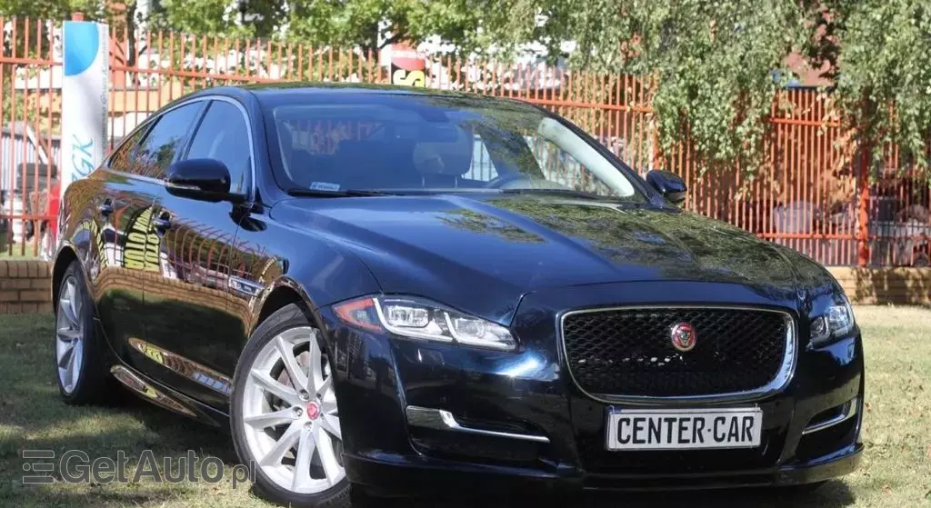 JAGUAR Xj 
