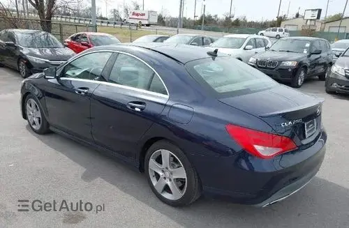 MERCEDES-BENZ CLA 