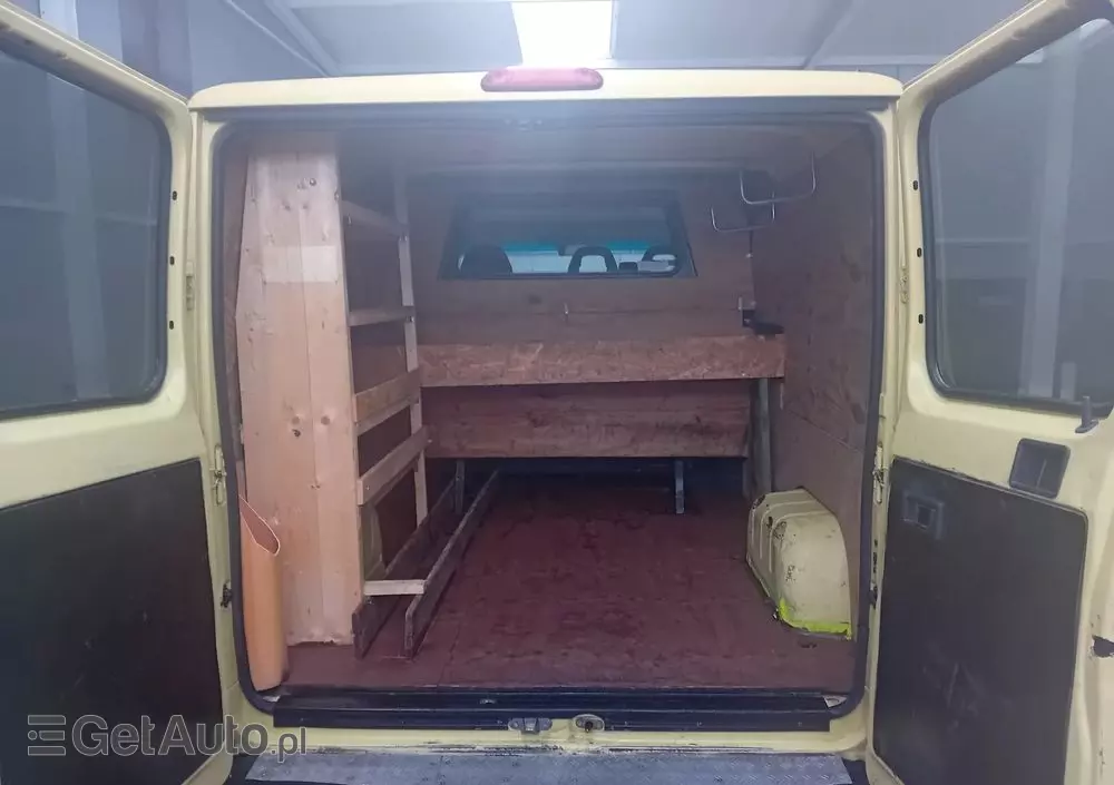 PEUGEOT Boxer Brygadówka 