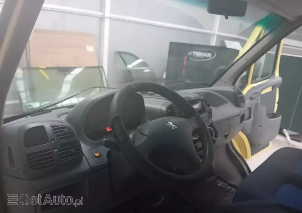 PEUGEOT Boxer Brygadówka 