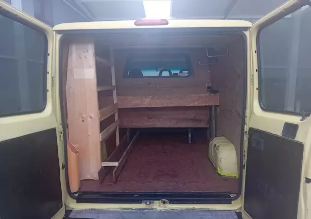 PEUGEOT Boxer Brygadówka 