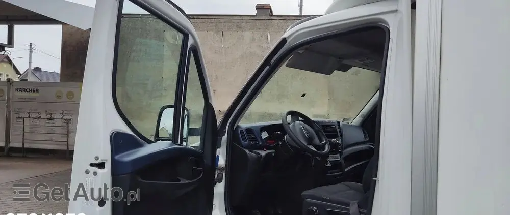 IVECO DAILY 