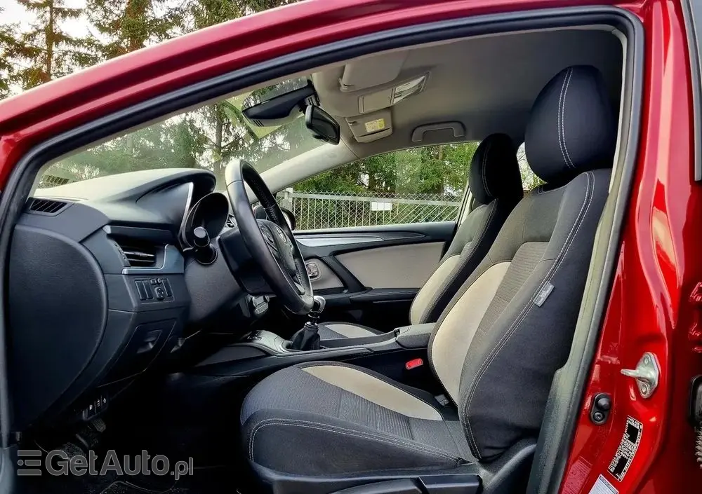 TOYOTA Avensis 1.8 Prestige